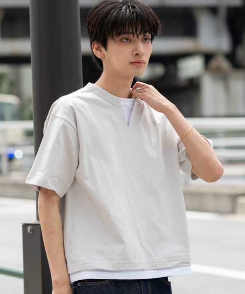WEGO(ウィゴー)の「WEGO/【26年春夏新作】フェイクレイヤードキーネックT(ポロシャツ・メンズ・ライトグレー/スミクロ・MEDIUM/LARGE)」の15枚目の写真