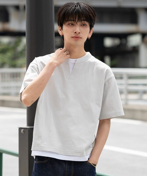 WEGO(ウィゴー)の「WEGO/【26年春夏新作】フェイクレイヤードキーネックT(ポロシャツ・メンズ・ライトグレー/スミクロ・MEDIUM/LARGE)」の16枚目の写真
