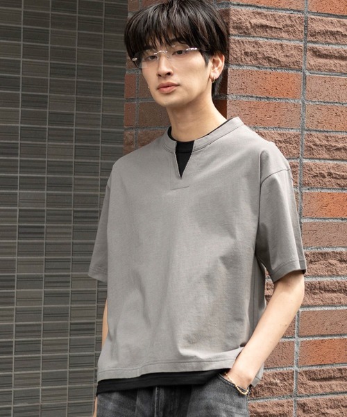 WEGO(ウィゴー)の「WEGO/【26年春夏新作】フェイクレイヤードキーネックT(ポロシャツ・メンズ・ライトグレー/スミクロ・MEDIUM/LARGE)」の12枚目の写真