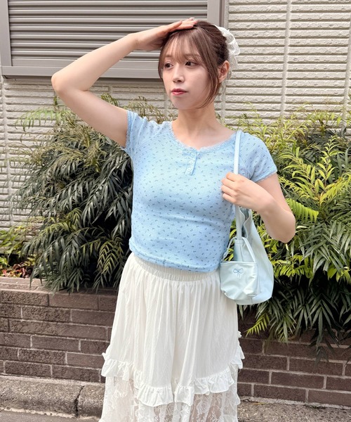frunco(フランコ)の「小花柄サーマルヘンリーネックT(Tシャツ/カットソー・レディース・ブルー/アイボリー/ホワイト・FREE)」の22枚目の写真