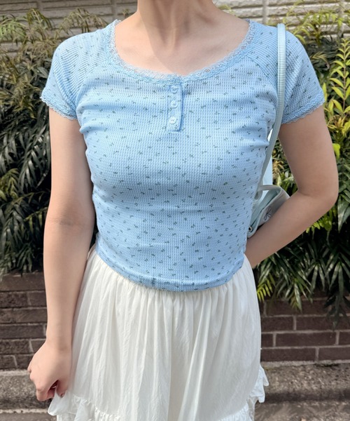 frunco(フランコ)の「小花柄サーマルヘンリーネックT(Tシャツ/カットソー・レディース・ブルー/アイボリー/ホワイト・FREE)」の20枚目の写真
