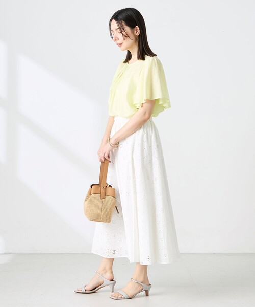 NOLLEY’S(ノーリーズ)の「【BECシリーズ】ウォッシャブルリネン混袖フリルブラウス(シャツ/ブラウス・レディース・イエロー/グレイッシュベージュ・38)」の10枚目の写真