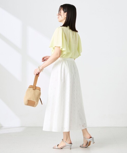 NOLLEY’S(ノーリーズ)の「【BECシリーズ】ウォッシャブルリネン混袖フリルブラウス(シャツ/ブラウス・レディース・イエロー/グレイッシュベージュ・38)」の11枚目の写真