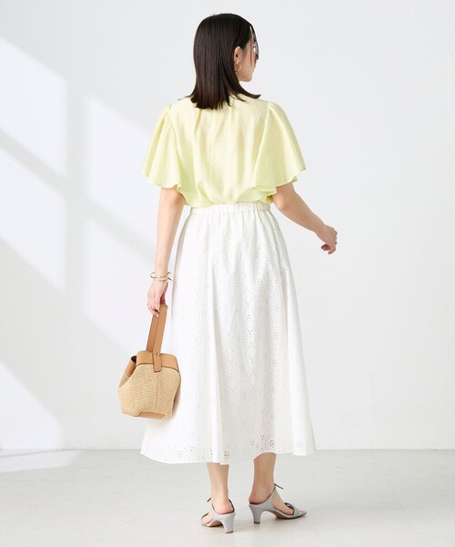 NOLLEY’S(ノーリーズ)の「【BECシリーズ】ウォッシャブルリネン混袖フリルブラウス(シャツ/ブラウス・レディース・イエロー/グレイッシュベージュ・38)」の12枚目の写真