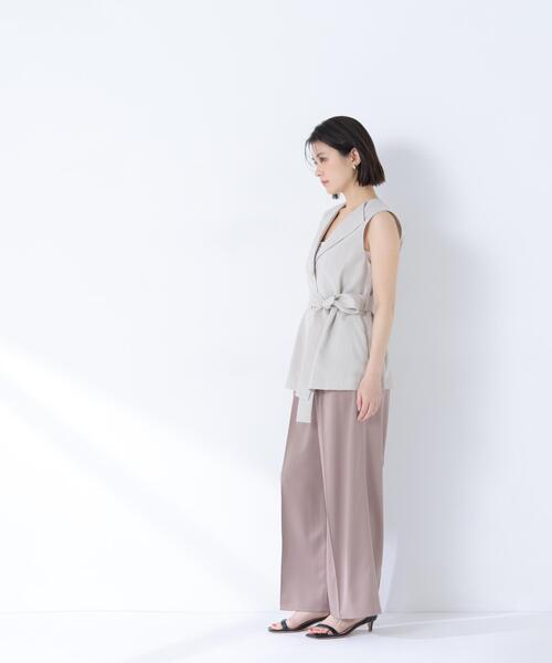 NATURAL BEAUTY BASIC（ナチュラルビューティーベーシック）の「サテンタックワイドパンツ（その他パンツ・レディース・ベージュ/ネイビー・MEDIUM/P/S）」の7枚目の写真