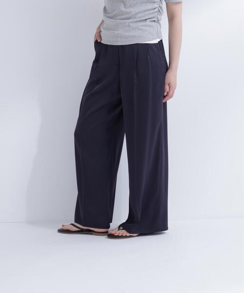 NATURAL BEAUTY BASIC（ナチュラルビューティーベーシック）の「サテンタックワイドパンツ（その他パンツ・レディース・ベージュ/ネイビー・MEDIUM/P/S）」の22枚目の写真