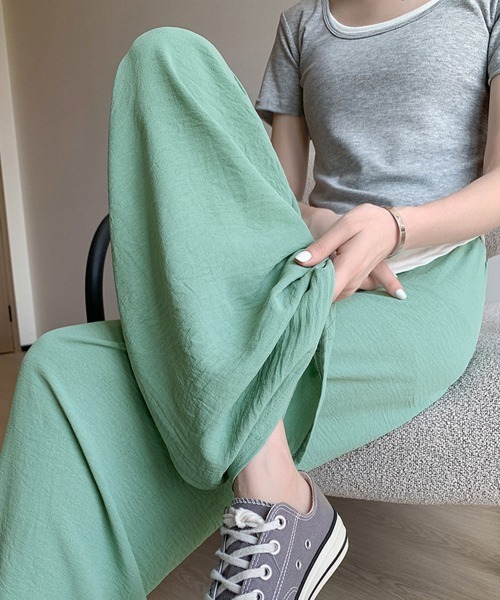 Miniministore(ミニミニストア)の「セミワイドパンツ レディース 無地 薄手(デニムパンツ・レディース・ミント/チェリーピンク/イエロー×グリーン/アイボリー/ブラック・M/XL/L)」の19枚目の写真