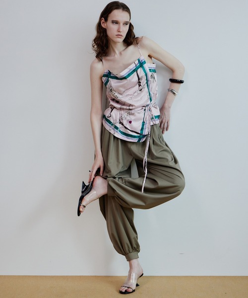MAISON SPECIAL(メゾンスペシャル)の「Stitching Balloon Pants/スーチングバルーンパンツ(その他パンツ・レディース・ブラック/カーキ/グレー・36/38)」の3枚目の写真