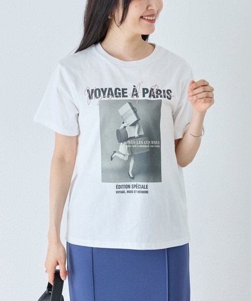 TRICOMER(トリコメル)の「【TRICOMER】VOYAGE A PARIS GIRL TEE|フォトT/ロゴT(Tシャツ/カットソー・レディース・ホワイト/チャコールグレー・F)」の1枚目の写真