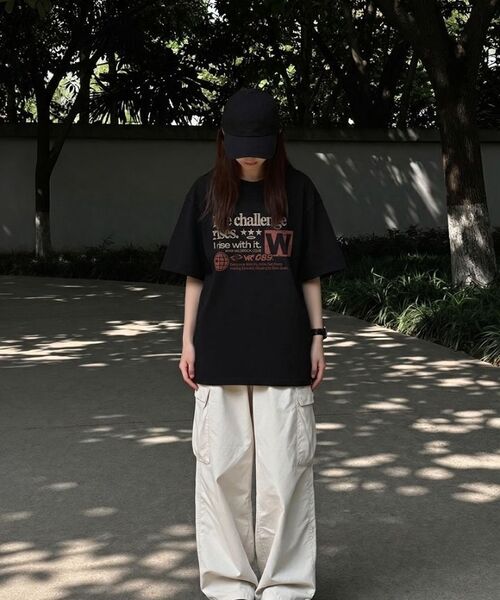WILDROCK(ワイルドロック)の「チャレンジピグメントオーバーサイズ半袖Tシャツ(クロップ含む)(Tシャツ/カットソー・レディース・チャコール/ブルー/ホワイト/ブラック/カーキ/ライトパープル/ベビーピンク/ライトグレー・SMALL/FREE/X-SMALL/LARGE/MEDIUM)」の21枚目の写真