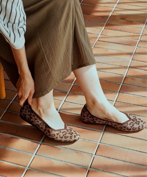 ikka(イッカ)の「洗えるニットスクエアパンプス(パンプス・レディース・ブラック/ブラウン/その他1・L/M)」の17枚目の写真