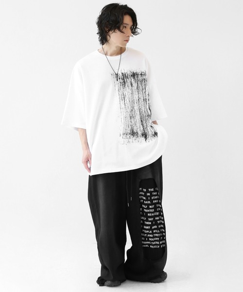minsobi(ミンソビ)の「カットオフスリット レタリング ギミックスウェット ワイドパンツ(ユニセックス(スウェットパンツ・メンズ・ブラック・FREE)」の18枚目の写真