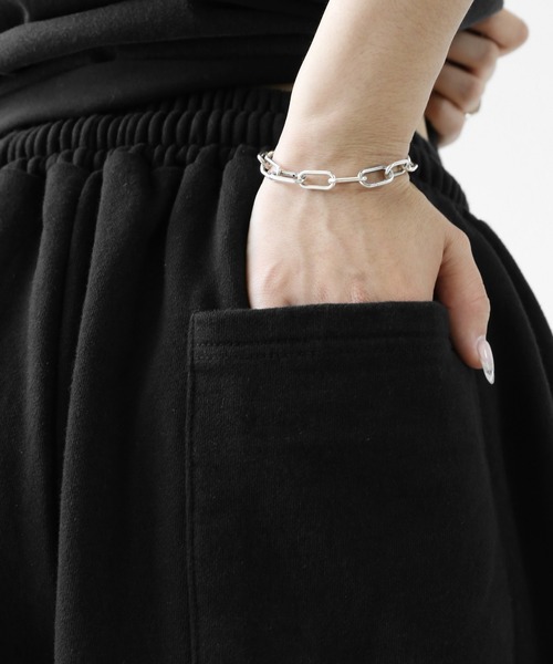 minsobi(ミンソビ)の「カットオフスリット レタリング ギミックスウェット ワイドパンツ(ユニセックス(スウェットパンツ・メンズ・ブラック・FREE)」の21枚目の写真