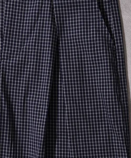 LANDNESS(ランドネス)の「【LANDNESS/ランドネス】Deep Tuck Wide Check Trousers/ディープタックワイドチェックスラックス(スラックス・メンズ・ネイビー/グレー・S/M/L)」の15枚目の写真