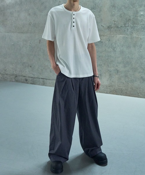 LANDNESS(ランドネス)の「【LANDNESS/ランドネス】Deep Tuck Wide Check Trousers/ディープタックワイドチェックスラックス(スラックス・メンズ・ネイビー/グレー・S/M/L)」の6枚目の写真