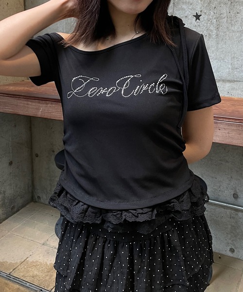 ROGER AND RAW(ロジャーアンドロウ)の「フリルレース ラインストーンロゴTシャツ(Tシャツ/カットソー・レディース・ホワイト/ブラック/グレー・FREE)」の2枚目の写真