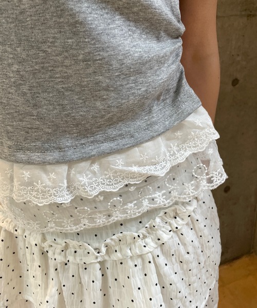 ROGER AND RAW(ロジャーアンドロウ)の「フリルレース ラインストーンロゴTシャツ(Tシャツ/カットソー・レディース・ホワイト/ブラック/グレー・FREE)」の17枚目の写真