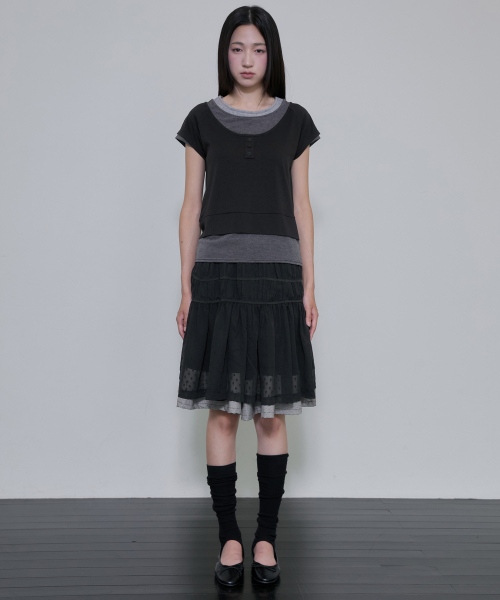FLAREUP（フレアアップ）の「Layered Crinkle Check Skirt (FL-269_Black)（スカート・レディース・ブラック・1/2）」の2枚目の写真