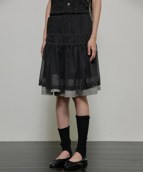 FLAREUP（フレアアップ）の「Layered Crinkle Check Skirt (FL-269_Black)（スカート・レディース・ブラック・1/2）」の5枚目の写真