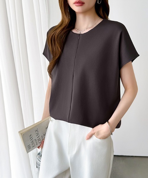 COCOMOMO（ココモモ）の「前後2WAY ハーフジップトップス ハーフジップ カットソー Tシャツ ストレッチ ジップ 半袖 フレンチスリーブ レイヤード ラウンドヘム 春服 夏服（Tシャツ/カットソー・レディース・ホワイト/ブルー/アッシュブラウン/ブラック/ライトブラウン/グレイッシュベージュ・M/L）」の15枚目の写真