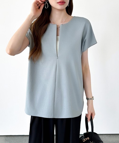 COCOMOMO（ココモモ）の「前後2WAY ハーフジップトップス ハーフジップ カットソー Tシャツ ストレッチ ジップ 半袖 フレンチスリーブ レイヤード ラウンドヘム 春服 夏服（Tシャツ/カットソー・レディース・ホワイト/ブルー/アッシュブラウン/ブラック/ライトブラウン/グレイッシュベージュ・M/L）」の18枚目の写真