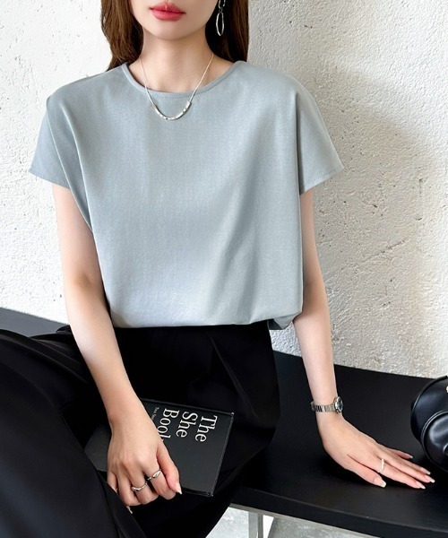COCOMOMO（ココモモ）の「前後2WAY ハーフジップトップス ハーフジップ カットソー Tシャツ ストレッチ ジップ 半袖 フレンチスリーブ レイヤード ラウンドヘム 春服 夏服（Tシャツ/カットソー・レディース・ホワイト/ブルー/アッシュブラウン/ブラック/ライトブラウン/グレイッシュベージュ・M/L）」の19枚目の写真