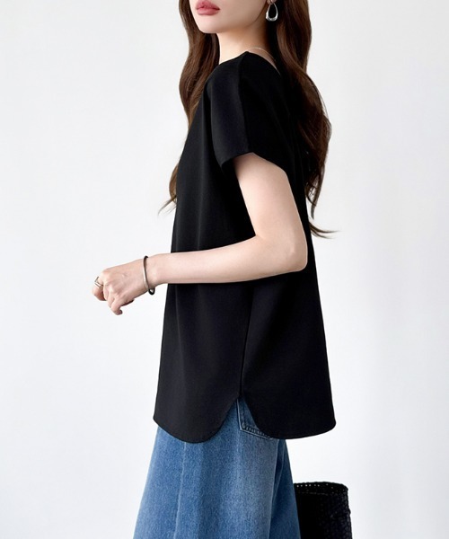 COCOMOMO（ココモモ）の「前後2WAY ハーフジップトップス ハーフジップ カットソー Tシャツ ストレッチ ジップ 半袖 フレンチスリーブ レイヤード ラウンドヘム 春服 夏服（Tシャツ/カットソー・レディース・ホワイト/ブルー/アッシュブラウン/ブラック/ライトブラウン/グレイッシュベージュ・M/L）」の12枚目の写真