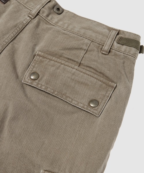 SUGARHILL(シュガーヒル)の「CHINO CARGO SHORTS(その他パンツ・メンズ・ブラック系その他/ブラウン系その他・30/34/32)」の15枚目の写真