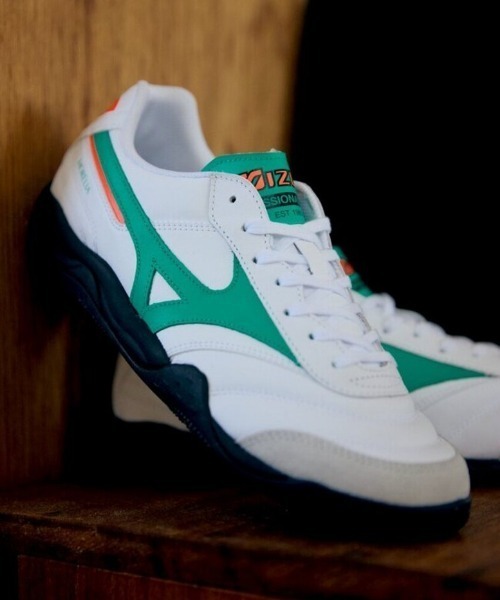 MIZUNO MORELIA LS（ミズノ モレリア エルエス）（スニーカー