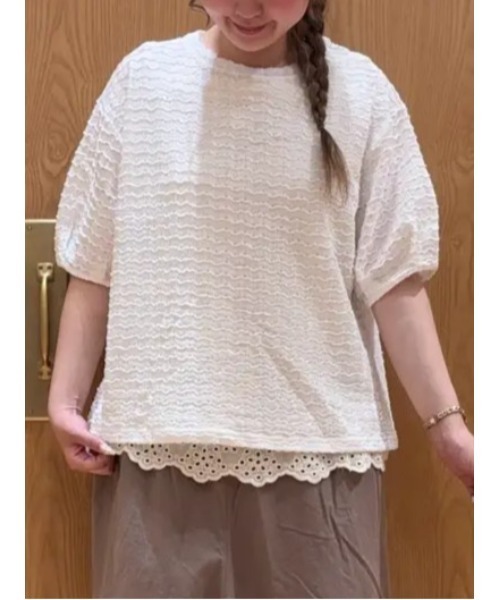 Samansa Mos2(サマンサ モスモス)の「ボリューム袖カットソー《WEB限定カラーあり》(Tシャツ/カットソー・レディース・ブラック/ブルー/キナリ/オフホワイト・F)」の11枚目の写真
