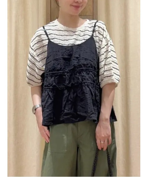 Samansa Mos2(サマンサ モスモス)の「ボリューム袖カットソー《WEB限定カラーあり》(Tシャツ/カットソー・レディース・ブラック/ブルー/キナリ/オフホワイト・F)」の6枚目の写真