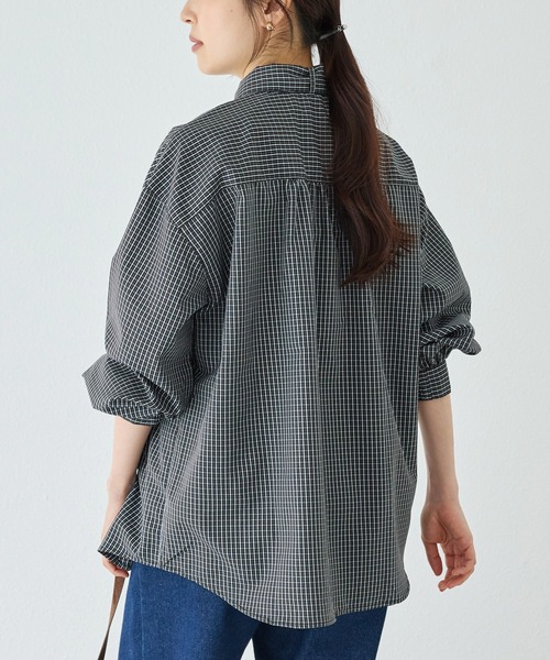LAVEANGE(ラビアンジェ)の「2WAYボウタイチェックシャツ|ボウタイ取り外し可能/バンドカラー/レイヤード/大きいサイズ(シャツ/ブラウス・レディース・ブラック/モカ・M/LL/5L/4L/3L)」の8枚目の写真