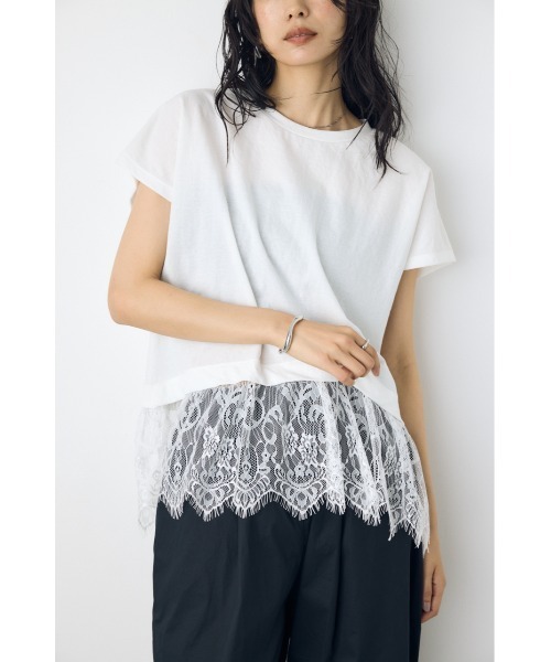 AZUL by moussy(アズールバイマウジー)の「【接触冷感】ひんやり♪裾レースドッキングトップス 春服 夏服 秋服 レイヤード 体系カバー お尻まで隠れる【身長/骨格別着用画像あり】(Tシャツ/カットソー・レディース・オフホワイト/ブラウン/ブラック・FREE)」の5枚目の写真