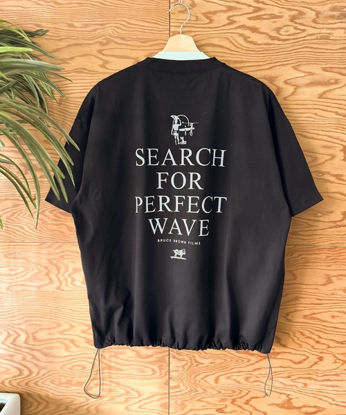 The Endless Summer（エンドレスサマー）の「【WEB / FLAG SHOP限定】TES LOCAL CREW RELAX FIT T-SHIRT /オーバーサイズ・半袖T（Tシャツ/カットソー・メンズ・チャコール/ブラック/ブラウン/ネイビー/アイボリー/ホワイト・LARGE/MEDIUM/X-LARGE）」の4枚目の写真
