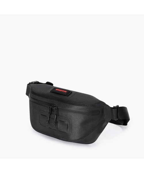 BRIEFING（ブリーフィング）の「【BRIEFING／ブリーフィング】RAINTO FANNY PACK 2（ショルダーバッグ・メンズ・ブラック・FREE）」の2枚目の写真
