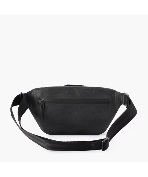 BRIEFING（ブリーフィング）の「【BRIEFING／ブリーフィング】RAINTO FANNY PACK 2（ショルダーバッグ・メンズ・ブラック・FREE）」の4枚目の写真