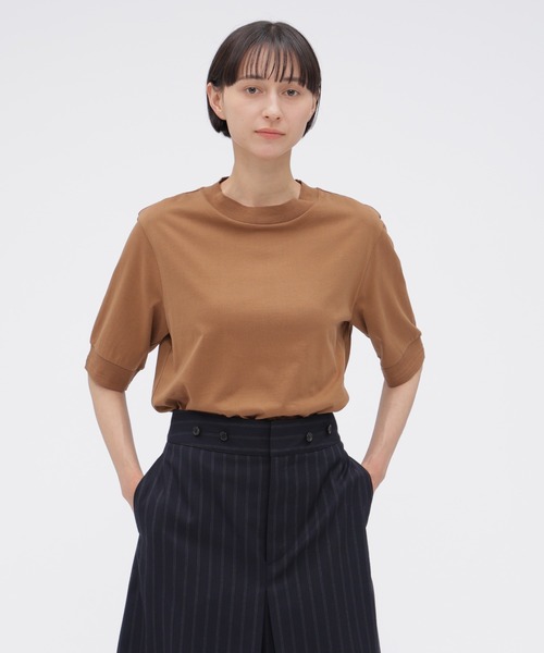 MARGARET HOWELL(マーガレットハウエル)の「COTTON LINEN JERSEY(Tシャツ/カットソー・レディース・ホワイト/マスタード・2)」の1枚目の写真