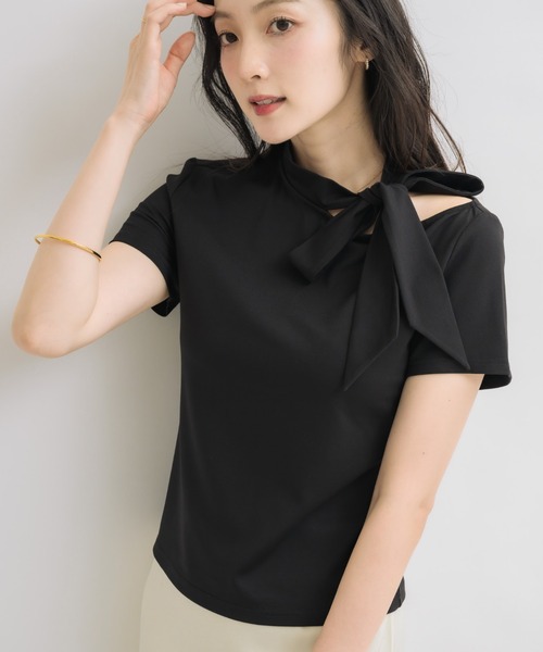 NEUNA(ヌナ)の「【デイリーに着こなす、上品Tシャツ】リボンタイTシャツ(Tシャツ/カットソー・レディース・ライトベージュ/ブラウン/ブラック・FREE)」の21枚目の写真