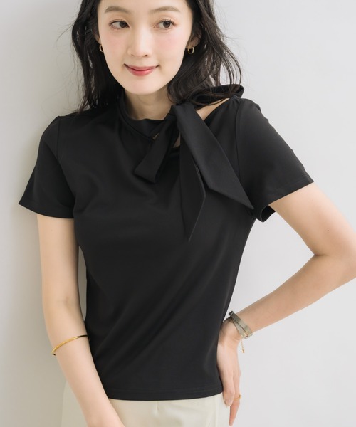 NEUNA(ヌナ)の「【デイリーに着こなす、上品Tシャツ】リボンタイTシャツ(Tシャツ/カットソー・レディース・ライトベージュ/ブラウン/ブラック・FREE)」の20枚目の写真
