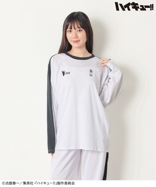 Honeys(ハニーズ)の「ハイキュー!! ユニフォーム風長袖Tシャツ(Tシャツ/カットソー・レディース・ネイビー系1/レッド系1/ブラック系1/ホワイト系1・L/M/LL)」の2枚目の写真