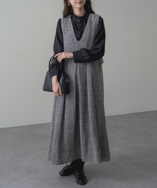 refinedworks（リファインドワークス）の「【refinedworks】360度美シルエット！ バックフリル Vネック ジャンパー スカート（ジャンパースカート・レディース・グレー/ブラック・FREE）」の11枚目の写真