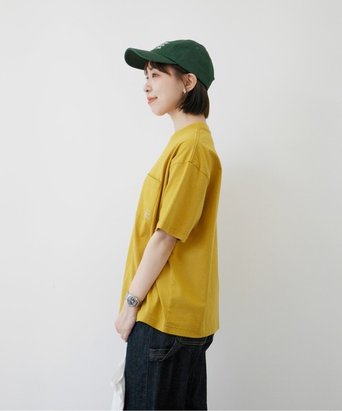 PAR ICI(パーリッシィ)の「I'm feeling snackyポッケ刺繍BIG Tシャツ(Tシャツ/カットソー・レディース・マスタード/レッド・FREE)」の4枚目の写真