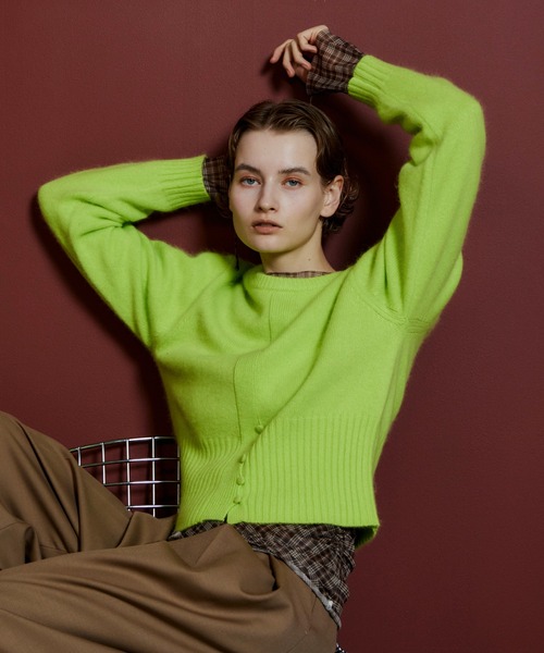 MAISON SPECIAL(メゾンスペシャル)の「【2026Autumn PRE-ORDER】Raccoon Blend 2-Way Front Button Pullover/ラクーンブレンド2WAYフロントボタンPO(ニット/セーター・レディース・ブラック/パープル/グレー/ライム・FREE)」の3枚目の写真