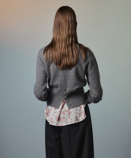 MAISON SPECIAL(メゾンスペシャル)の「【2026Autumn PRE-ORDER】Raccoon Blend 2-Way Front Button Pullover/ラクーンブレンド2WAYフロントボタンPO(ニット/セーター・レディース・ブラック/パープル/グレー/ライム・FREE)」の11枚目の写真