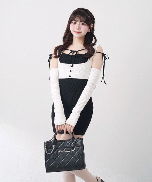 Belle Charme（ベルシャルム）の「【Belle Charme】Arm Warmers　Knit　Onepiece（ワンピース・レディース・ベージュ/ブラック/オフホワイト・FREE）」の2枚目の写真