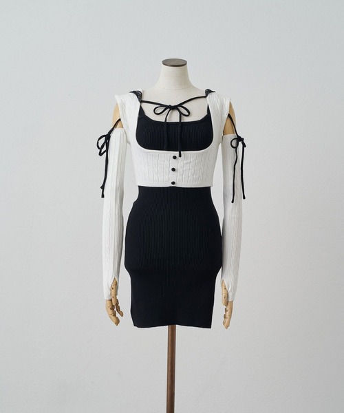 Belle Charme（ベルシャルム）の「【Belle Charme】Arm Warmers　Knit　Onepiece（ワンピース・レディース・ベージュ/ブラック/オフホワイト・FREE）」の6枚目の写真