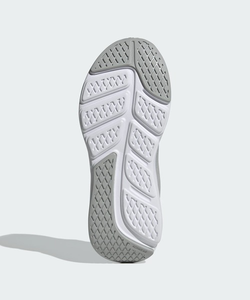 adidas(アディダス)の「Cloudfoam ゴー ラウンジャー / Cloudfoam Go Lounger / アディダス adidas(スニーカー・レディース・グレー・22.0cm/22.5cm/23.0cm/23.5cm/24.0cm/24.5cm/25.0cm/25.5cm/26.0cm)」の3枚目の写真