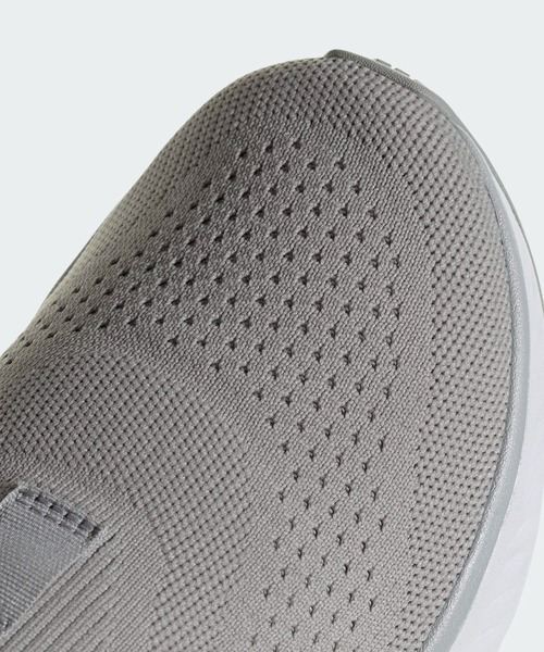adidas(アディダス)の「Cloudfoam ゴー ラウンジャー / Cloudfoam Go Lounger / アディダス adidas(スニーカー・レディース・グレー・22.0cm/22.5cm/23.0cm/23.5cm/24.0cm/24.5cm/25.0cm/25.5cm/26.0cm)」の7枚目の写真