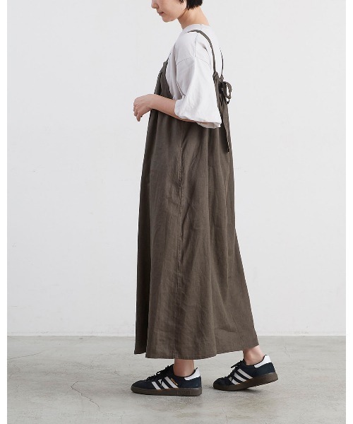 HEAVENLY(ヘブンリー)の「【 HEAVENLY / ヘブンリー 】 9x9 Heavy Linen Tuck Jumperskirt / 9×9 ヘビーリネン タック ジャンパースカート 2637032 DLI(ワンピース・レディース・チャコール/ブラック・FREE)」の7枚目の写真