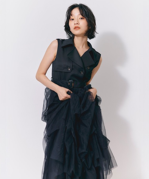 REDYAZEL(レディアゼル)の「トレンチライクチュールドッキングティアードロングワンピース(ワンピース・レディース・ブラック/ベージュ/ブラウン・FREE)」の14枚目の写真